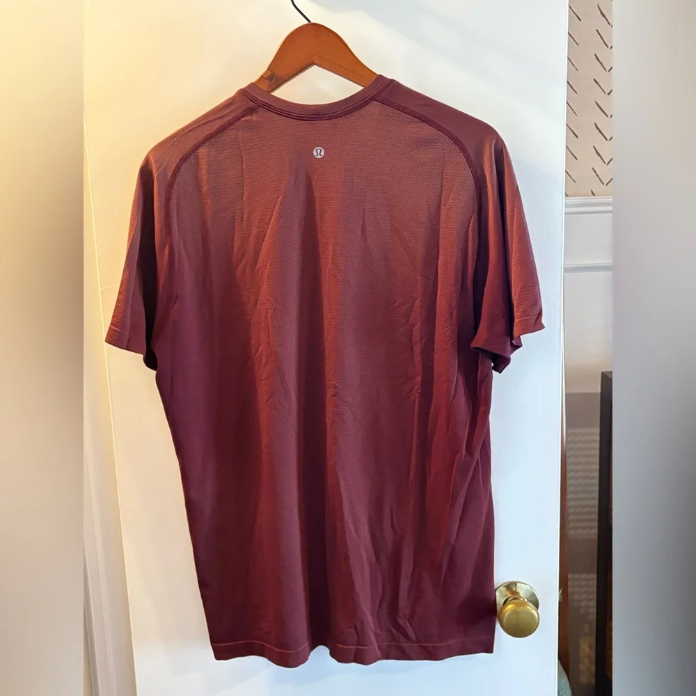 Lululemon | Men’s Training Tee - Picture 5 of 5